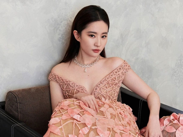 Mỹ nam ghét Lưu Diệc Phi ra mặt