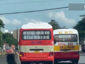 Xe buýt rượt đuổi, chèn nhau trên quốc lộ 1A khiến người đi đường khiếp sợ