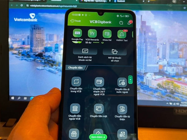 Vụ mất 26,5 tỷ ở VCB, TCB: Ngân hàng không phải bồi thường, khách muốn gửi đơn lên TAND cấp cao