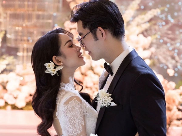 Hot lại đám cưới cổ tích của Minh Khoa - em trai thiếu gia Minh Đạt: Nhìn đâu cũng thấy loạt chi tiết 'sủng vợ'