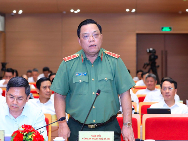 Giám đốc Công an Hà Nội: 'Nhiều gia đình ăn chẳng đủ, lo sao được bình chữa cháy'