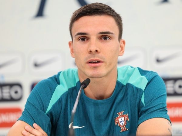 Fulham bán Palhinha cho Bayern Munich giá kỷ lục