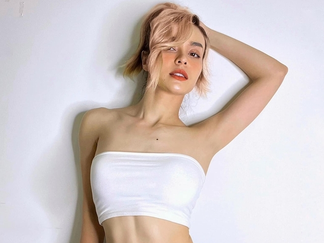 Hot: Một 'Chị đẹp' bất ngờ ghi danh Miss Universe Vietnam!