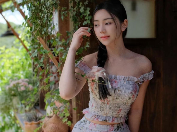 Tung bộ ảnh mới theo phong cách nàng thơ, Quỳnh Kool khoe vóc dáng lý tưởng khiến dân tình không khỏi xuýt xoa