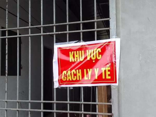 Thêm một trường hợp ở Bắc Giang dương tính với bạch hầu, ngồi hát và uống bia cùng 3 khách nhưng chưa rõ là ai