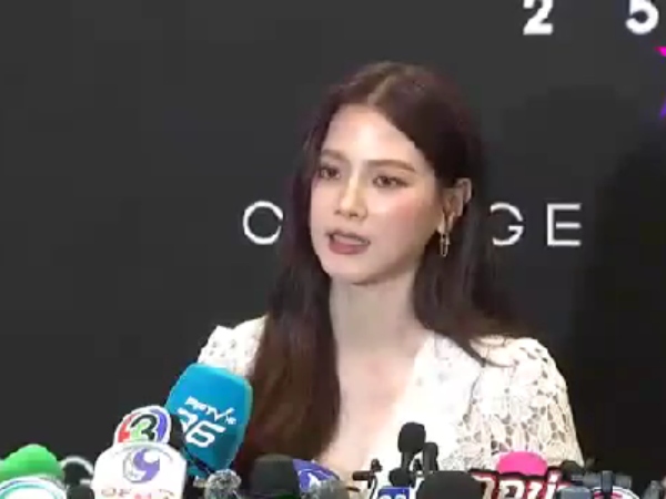 Baifern Pimchanok bật khóc khi nói về quyết định chia tay Nine Naphat