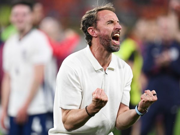 CĐV Anh ca ngợi Gareth Southgate thay người 'tuyệt đỉnh'