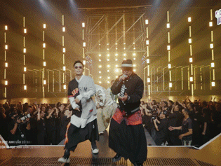 Sự thật về câu rap 'anh một tai vẫn đẹp trai' của nam ca sĩ 'vượt chông gai'