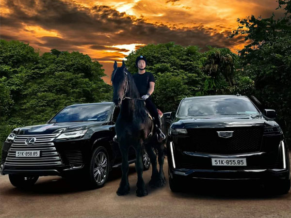 Đại gia Hoàng Kim Khánh chi hơn 10 tỷ tậu Lexus LX 600 để gắn với biển đấu giá