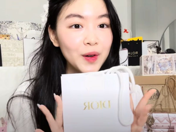 Lọ Lem nhà Quyền Linh ngày nào được dạy dỗ 'ngủ đất, nằm quạt' giờ sở hữu loạt đồ hiệu đắt đỏ: Quan điểm phụ huynh thế nào?