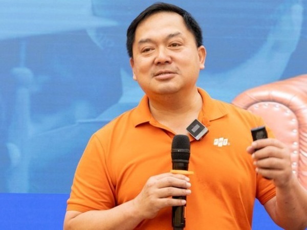 Ông Hoàng Nam Tiến: 'Nếu lúc nào gặp khó khăn cũng muốn nhảy việc thì cả đời bạn không thành công'