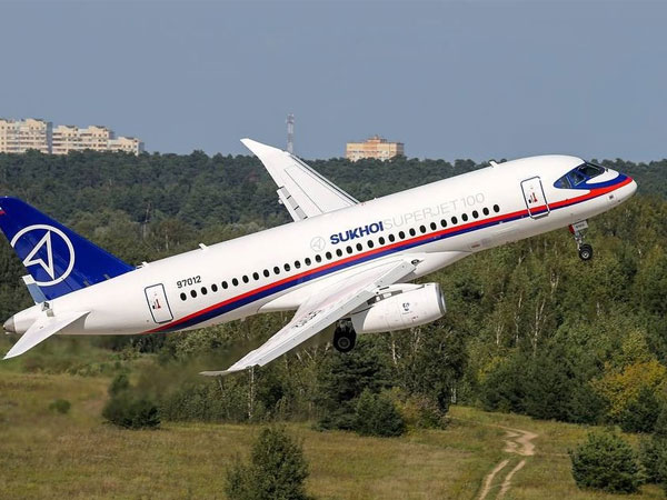 Máy bay thương mại Nga rơi gần Moscow, toàn bộ phi hành đoàn thiệt mạng