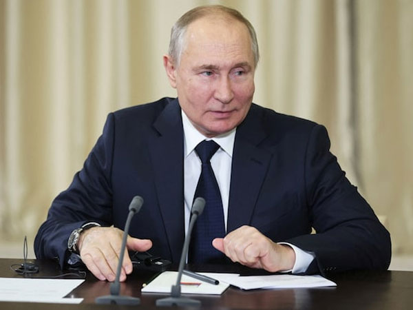 Ông Putin ký sắc lệnh, giáng đòn vào Mỹ giữa lúc tên lửa sắp đặt toàn bộ 'pháo đài' của Nga vào tầm ngắm
