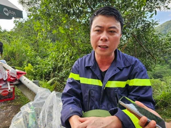 Vụ xe khách bị vùi lấp, 12 người chết: Thượng tá công an nhớ lại hơn 13 giờ 'đào đất tìm sự sống'