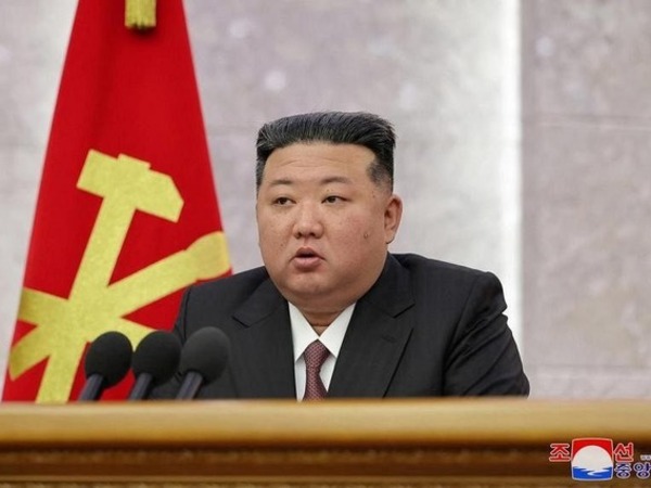 Triều Tiên: Ông Kim Jong-un 'xử' hàng loạt quan chức cấp cao
