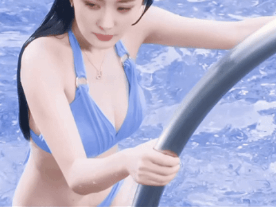 Cô gái gây sốt ở bể bơi với body đỉnh chóp: Sửa cằm thành 'hoa đán', đôi chân cũng cực phẩm