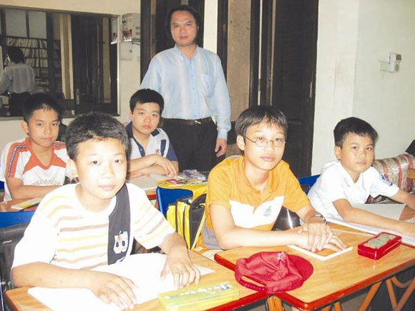 Một sự kiện từng gây chấn động vào năm 2007: 5 em học sinh lớp 6 giải đề thi đại học khối B, nhìn điểm mà bất ngờ!