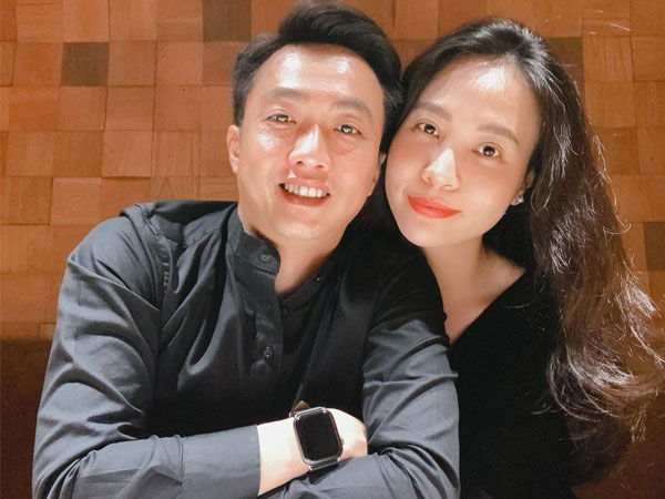 Vợ chồng Đàm Thu Trang - Cường Đô La cùng lúc có động thái lạ, ẩn hết bài đăng trên trang cá nhân