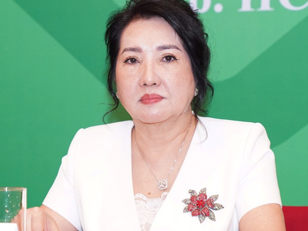 Đại gia Nguyễn Thị Như Loan: Từ buôn gỗ phố núi gây dựng đế chế BĐS tiếng tăm, đến lùm xùm liên quan vụ án Trương Mỹ Lan, bị điều tra do sai phạm tại Bến Vân Đồn