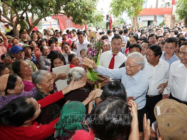 Tổng Bí thư Nguyễn Phú Trọng - Nhà lãnh đạo được nhân dân yêu mến