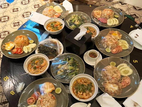 Thảm án nhóm người Việt ở Thái Lan: Xyanua 'có trong thức ăn', 'thuốc rắn' không liên quan