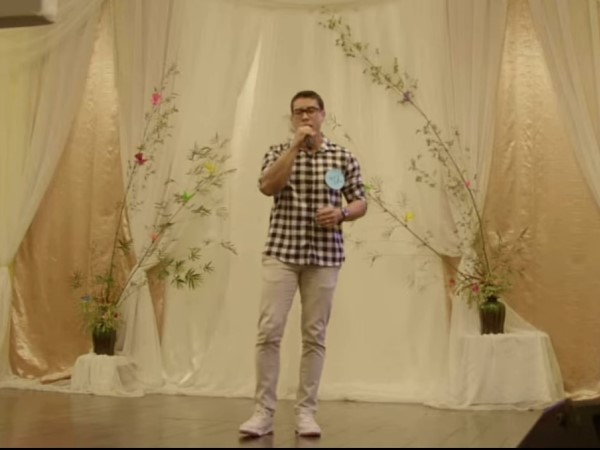 Nam ca sĩ bị điện giật, qua đời ngay trên sân khấu