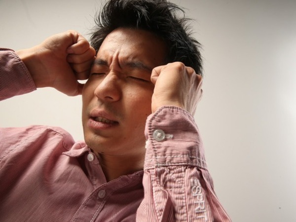 Chàng trai đột quỵ ở tuổi 20: BS cảnh báo 6 thói quen của người trẻ dễ khiến mạch máu tổn thương