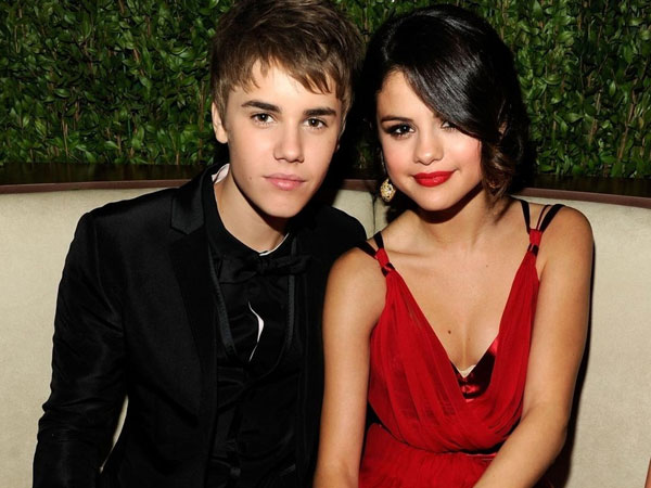 Justin Bieber bỗng xóa ảnh cũ với Selena Gomez 11 năm trước