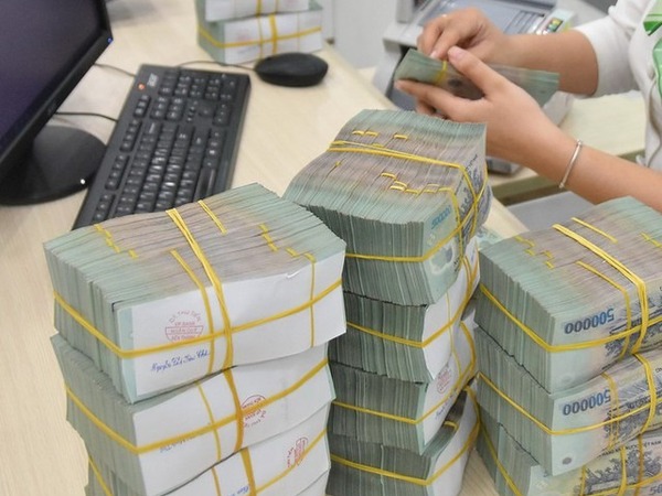 Hàng loạt ngân hàng, công ty chứng khoán báo lãi lớn
