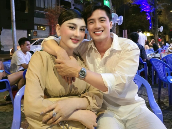 Lâm Khánh Chi nói gì về mối quan hệ với bạn trai tin đồn kém 17 tuổi?