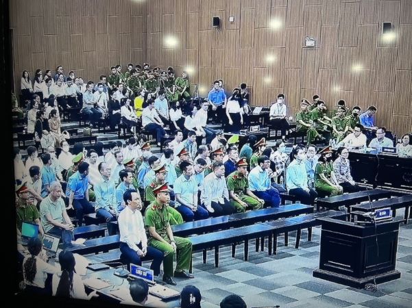 Phiên toà xét xử Trịnh Văn Quyết 'nóng' vì có bị cáo phản cung