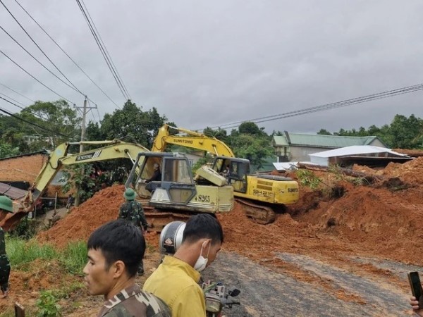 Nạn nhân thứ 2 trong vụ sạt lở đất ở Lâm Đồng đã tử vong