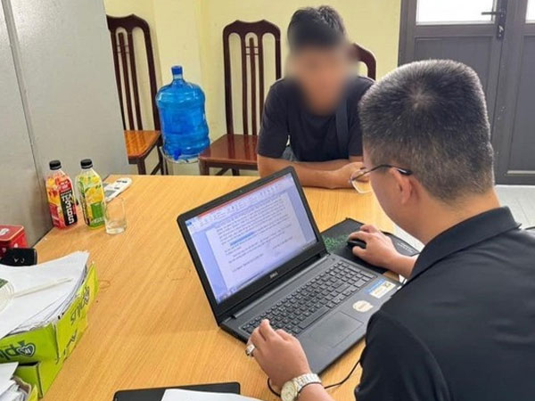 Thêm hai đối tượng đăng tải thông tin xuyên tạc, xúc phạm lãnh đạo Đảng, Nhà nước bị xử lý