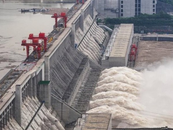 Giới chức Trung Quốc thảo luận việc xả lũ của đập Tam Hiệp
