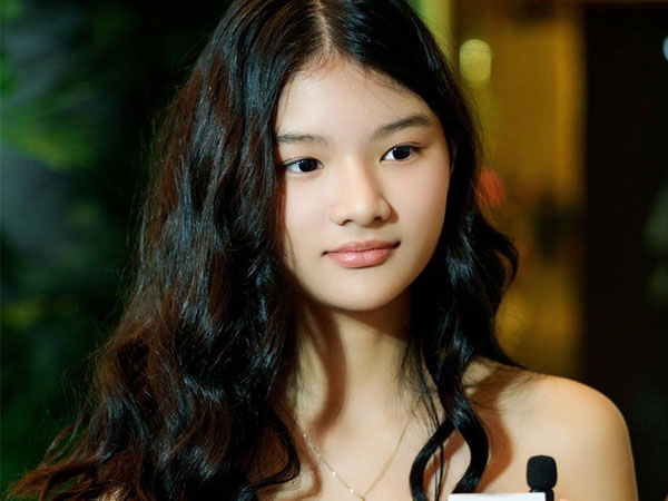 Ái nữ nhà sao Việt xinh đẹp, đa tài nhưng chỉ muốn học 'ngành học bá', không theo showbiz