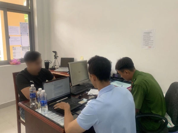Cộng đồng mạng 'phong sát' những kẻ lợi dụng câu view trên mạng xã hội