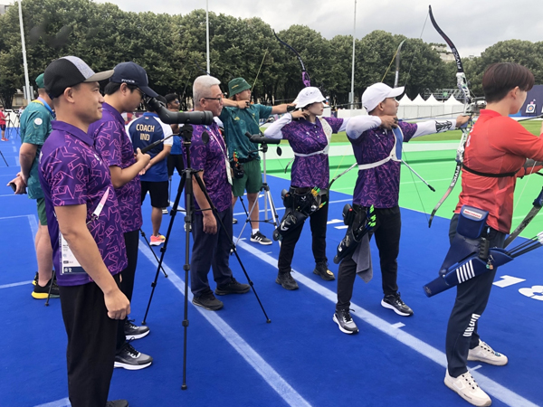 Đoàn Thể thao Việt Nam có mặt ở Paris, sắp bước vào tranh tài Olympic 2024
