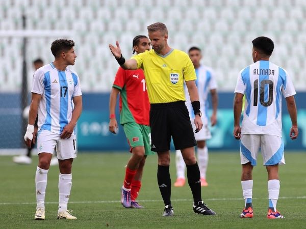 Bóng đá nam Argentina kiện lên FIFA sau thất bại khó tin ở Olympic Paris