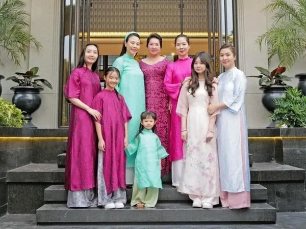 Em gái kín tiếng của Cường 'đô la': Giỏi giang, sở hữu khối tài sản khủng