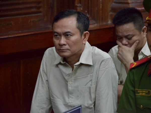 'Ông trùm' đăng kiểm miền Tây 3 tháng ra Hà Nội một lần để đưa tiền hối lộ