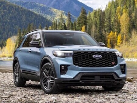 'Soi' chi tiết Ford Explorer 2025 nâng cấp hiện đại, từ 1,05 tỷ đồng