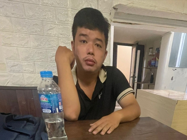 Đối tượng truy nã đặc biệt nguy hiểm ra đầu thú ở Hải Phòng