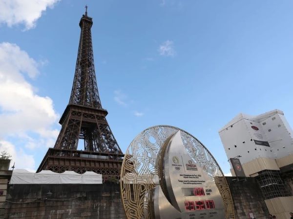 'Đợt nóng mạnh nhất từ đầu hè' lan đến Paris, nhiều đoàn thể thao bất đắc dĩ phải rời làng Olympic