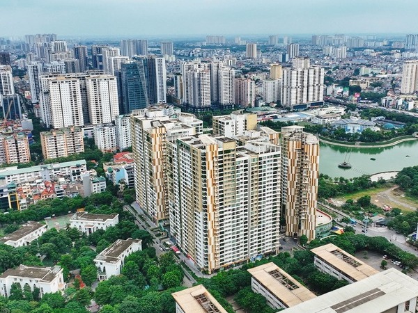 Ôm tiền tỷ cất két, vỡ mộng vì ngồi chờ nhà đất giảm giá