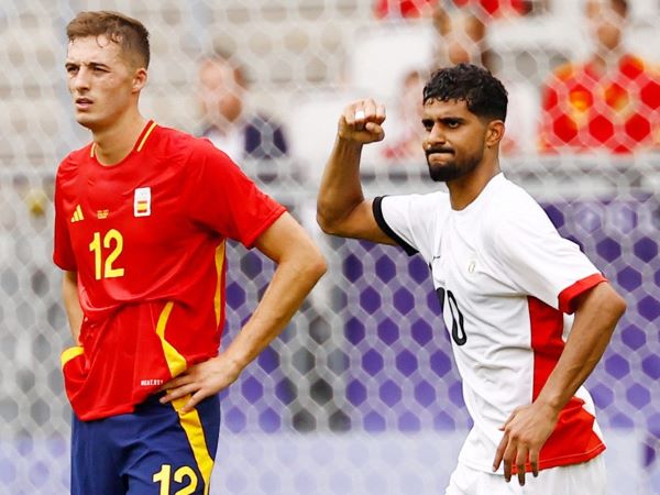 U23 Tây Ban Nha nhận trái đắng bởi đội bóng châu Phi, mất ngôi đầu bảng Olympic sau sai lầm tai hại