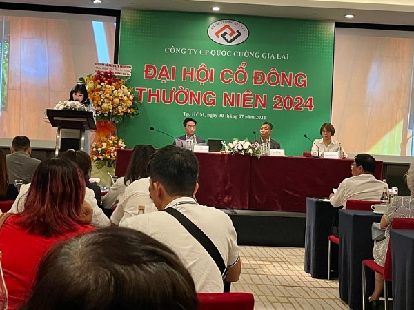 Ông Nguyễn Quốc Cường nói gì về khoản nợ 2.882 tỷ đồng với Trương Mỹ Lan?