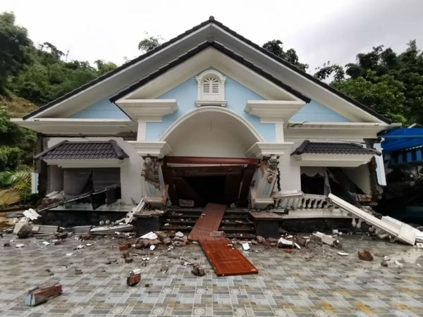 Vụ biệt thự tiền tỉ đổ sập ở Hà Nội: Chưa thể tiếp cận hiện trường, mong muốn lớn nhất là tìm thấy di ảnh bố