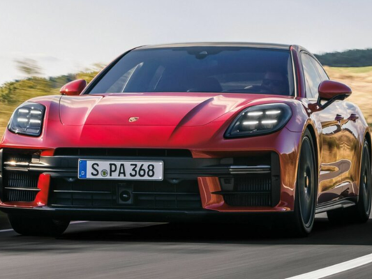 Porsche Panamera GTS 2025 từ 154.200 USD, 'gìn giữ' động cơ V8 thuần túy