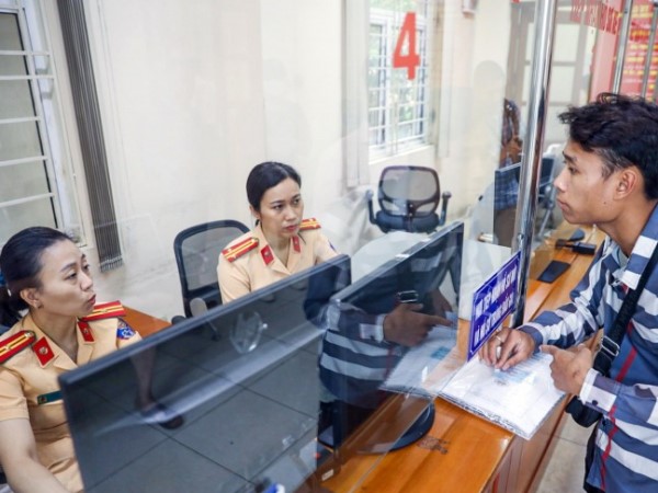 Đăng ký xe lần đầu bằng dịch vụ công trực tuyến toàn trình từ 1/8