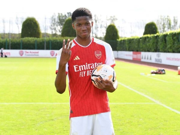 MU chiêu dụ thành công cầu thủ sáng giá nhất 'lò' Arsenal